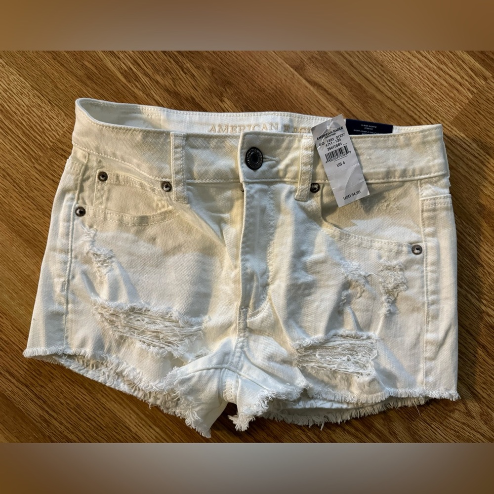 NWT American eagle high rise white denim shorts
